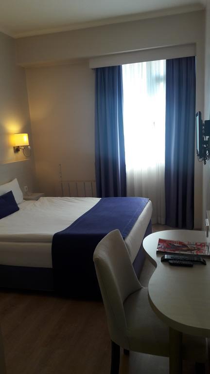 Walk In Hotel İzmir Kültér fotó